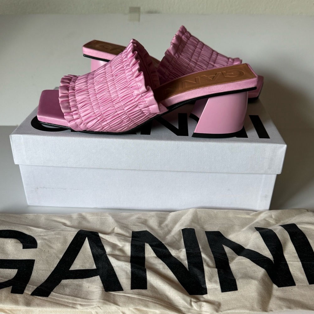 Ganni Smock Kitten Heel Mule Sandal  NWB SZ 10 NWT